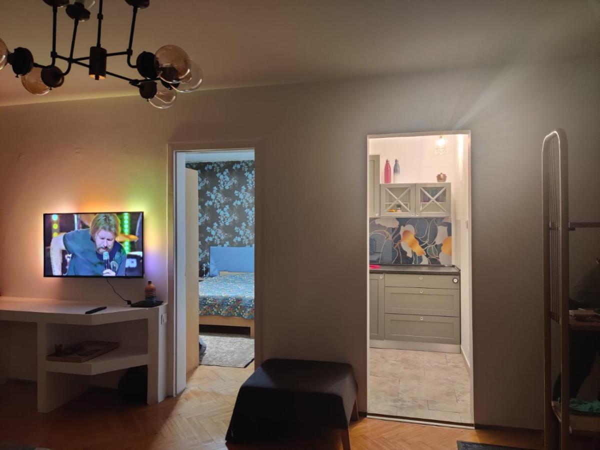 The Dome, Sala Palatului, Walking Distance To The Old Town Apartment Bukares Bagian luar foto