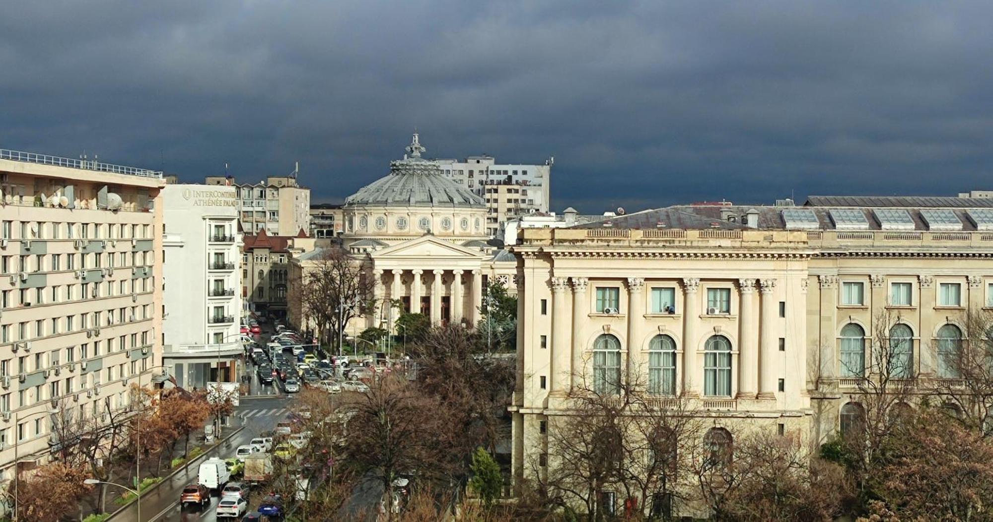 The Dome, Sala Palatului, Walking Distance To The Old Town Apartment Bukares Bagian luar foto